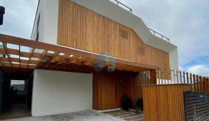 Bela Casa de Alto Padrão, com Vista p/ Mar e Centro, Ferraz | Garopaba - SC