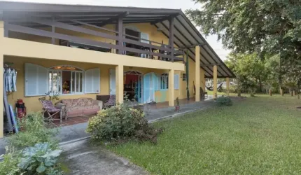 Bela Casa a 3 Minutos de Caminhada da Praia, Ferrugem | Garopaba - SC