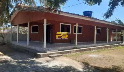 Casa a venda em ponta de Lucena próximo a praia.