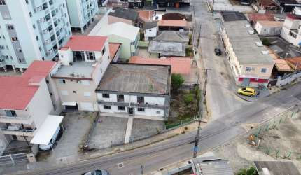 Prédio para venda em Barreiros