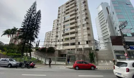 ÓTIMO APTO NO CENTRO DE FLORIANÓPOLIS!!