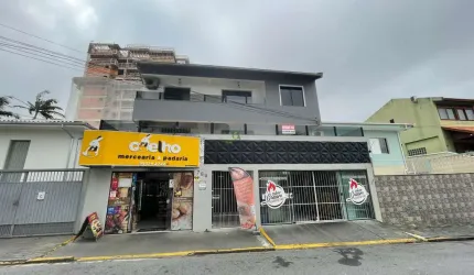 CASA PARA ALUGAR EM BARREIROS