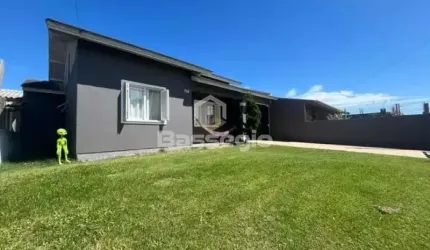 Casa com 3 quartos à venda na Antonio fernandes da costa, 728, Zona Nova, Tramandaí, 157 m2 por R$ 490.000
