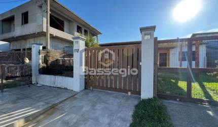 CASA COM 2 QUARTOS PRÓXIMO AO CENTRO
