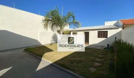 Casa à venda 141m² por R$ 390.000 - Vila Brasil - Pirassununga/SP