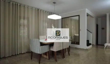 Sobrado a venda com 437 m², Vila Lucinda, Santo André/SP.