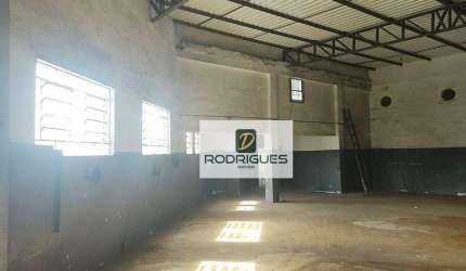 Galpão para alugar, 375 m² por R$ 10.000/mês - Jardim Ruyce - Diadema/SP