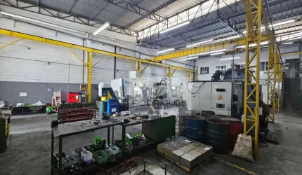 Galpão para alugar, 690 m² por R$ 13.800/mês - Conceição - Diadema/SP