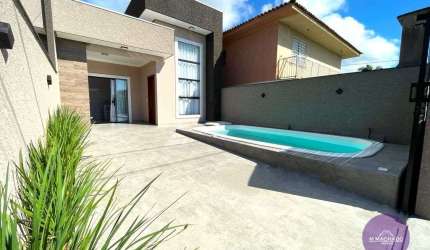 Casa próximo ao mar Ipanema - (PR) 3 dormitórios ( 1 suíte) para venda.