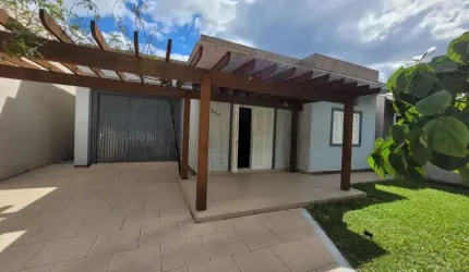 VENDA - CASA COM 2 DORMITÓRIOS NO BAIRRO ALDEIA DA LAGOA EM TRAMANDAÍ