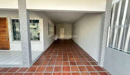 Casa com 3 quartos à venda na Paraguai, 536, Nações, Balneário Camboriú, 100 m2 por R$ 1.400.000