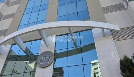 Apartamento com 3 quartos à venda na Rua 981, 46, Centro, Balneário Camboriú, 135 m2 por R$ 2.700.000