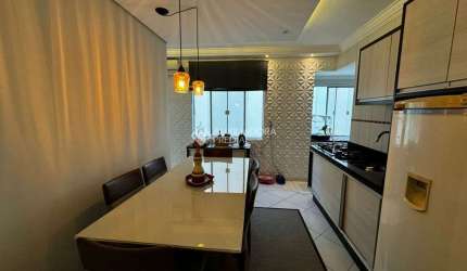 Apartamento com 2 quartos à venda na Rua Tarci Testoni dos Santos, 422, Centro, Camboriú, 55 m2 por R$ 448.000