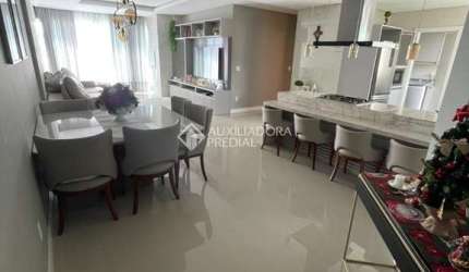 Apartamento com 4 quartos à venda na Rua José Venâncio dos Santos, 111, Pioneiros, Balneário Camboriú, 130 m2 por R$ 2.300.000