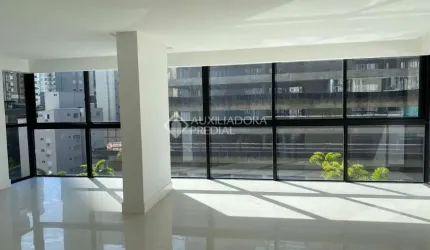 Apartamento com 3 quartos à venda na Rua 101, 30, Centro, Balneário Camboriú, 122 m2 por R$ 2.500.000