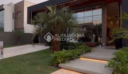 Casa em condomínio fechado com 3 quartos à venda na Rua Ivo José Rebello, 610, Santa Regina, Camboriú, 203 m2 por R$ 4.290.000