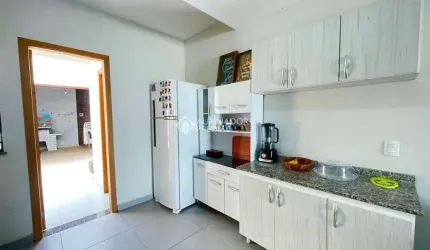 Casa com 2 quartos à venda na Rua San Marino, 123, Santa Regina, Camboriú, 85 m2 por R$ 460.000