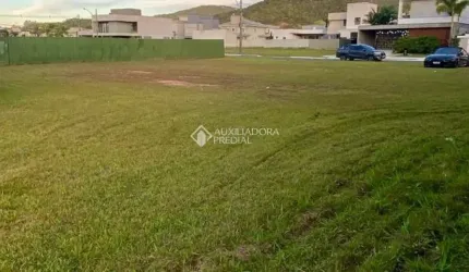 Terreno em condomínio fechado à venda na Rua Ivo José Rebello, 610, Santa Regina, Camboriú, 942 m2 por R$ 1.999.000