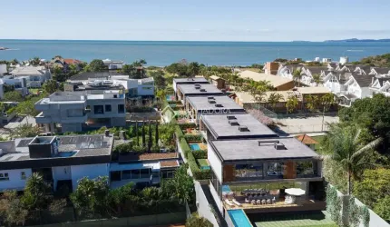 Casa em condomínio fechado com 4 quartos à venda na Rua Hercelina M. Vieira, 293, Praia do Estaleiro, Balneário Camboriú, 299 m2 por R$ 6.780.000