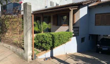 Casa com 3 dormitórios para alugar, 350 m² por R$ 8.245,00/mês - Centro - Gravataí/RS