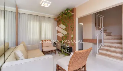 Sobrado à venda em Condomínio Fechado, 173m², Uberaba, Curitiba, PR