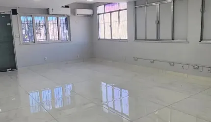 Sala Comercial - 43 m² - Avenida Brasil - Irajá