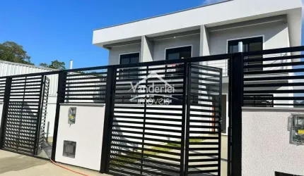 Sobrado no loteamento Shutz com 02 quartos, sendo 01 suíte no bairro Aririu em Palhoça - SC