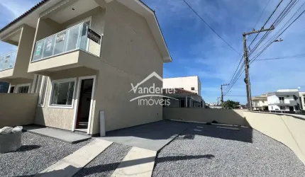 Sobrado no Lot Vale Verde com 02 quartos no bairro Bela Vista em Palhoça - SC