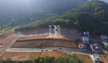 Terreno à Venda no Amizade
