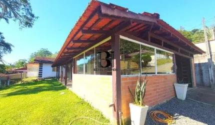 Casa para Venda em Guaramirim / SC no bairro Amizade