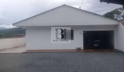 Casa para Venda em Jaraguá do Sul / SC no bairro Barra do Rio Cerro
