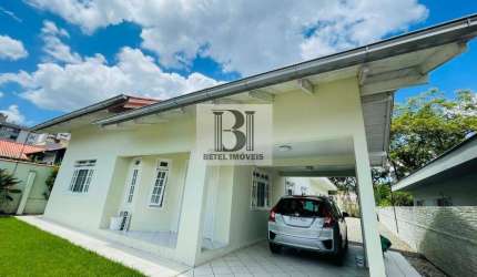 Casa para Venda em Jaraguá do Sul / SC no bairro Centro