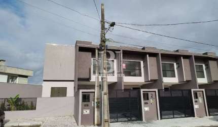 Vende-se Sobrado Geminado no Amizade
