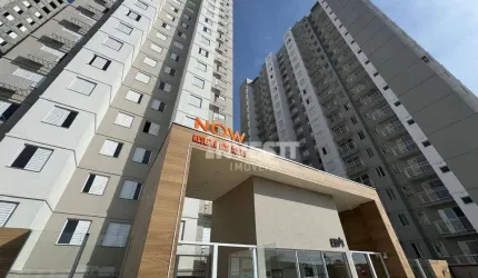 Apartamento com 2 dormitórios para alugar - por R$ 2.140/mês