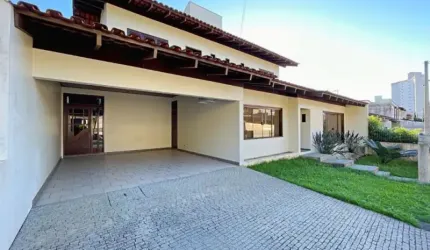 Vendo Casa Comercial / Residencial - Próximo à Vila Germânica / Blumenau