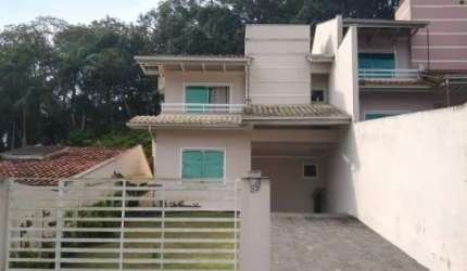 Vendo Ótima Casa Semi-Mobiliada, 02 Quartos - Bairro Fortaleza Alta