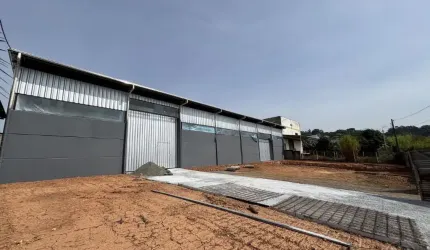 Galpão novo para locação no bairro Itoupava Central.
