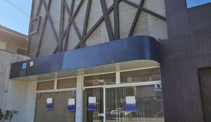Alugo Sala Comercial, 02 pisos, na Dois de Setembro – Blumenau, SC