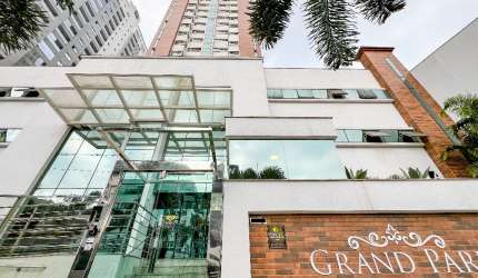 Vendo Belíssimo Apartamento 04 Suítes, Bairro Vila Nova