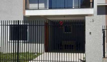 Casa com 3 quartos à venda no Pinheirinho, Curitiba  por R$ 810.000