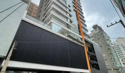 Apartamento à venda na Rua 298, Meia Praia, Itapema, 130 m2 por R$ 2.200.000