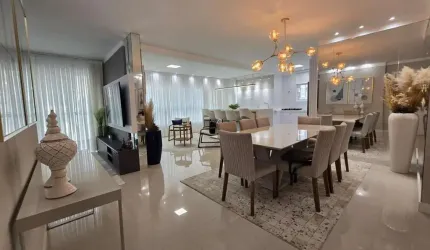 Apartamento para Venda no bairro Meia Praia, localizado na cidade de Itapema / SC.