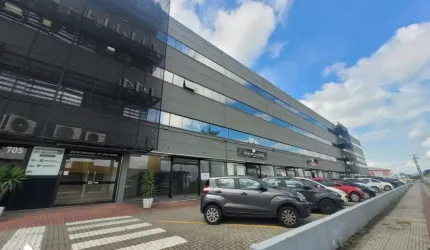 Ponto comercial para alugar na Governador Adolfo Konder, 705, Cidade Nova, Itajaí por R$ 9.500