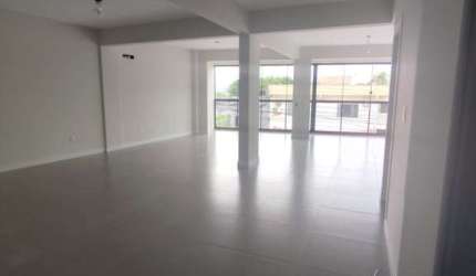 Ponto comercial para alugar na Rua José Pereira Liberato, 2345, São João, Itajaí por R$ 4.700