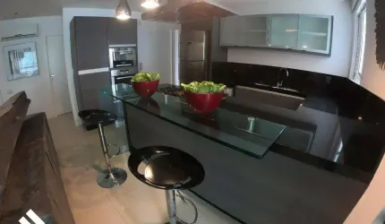 Apartamento com 3 quartos para alugar na Rua 1001, 315, Centro, Balneário Camboriú por R$ 11.700