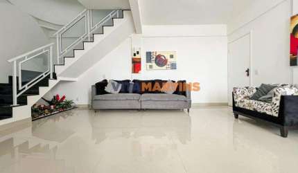 Cobertura duplex com 5 quartos, sol da manhã, disponível para venda no Algodoal