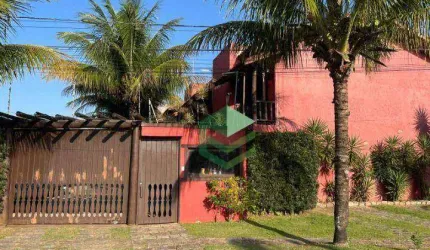 Sobrado com 2 dormitórios à venda, 74 m² por R$ 300.000 - Jardim das Palmeiras - Itanhaém/SP