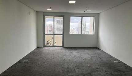 Alugo Sala/Cj Comercial em frente estação Ana Rosa SP