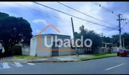 Casa com Sala Comercial à Venda – Capela Velha