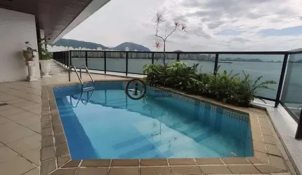 Apartamento de 4 suítes com piscina privativa